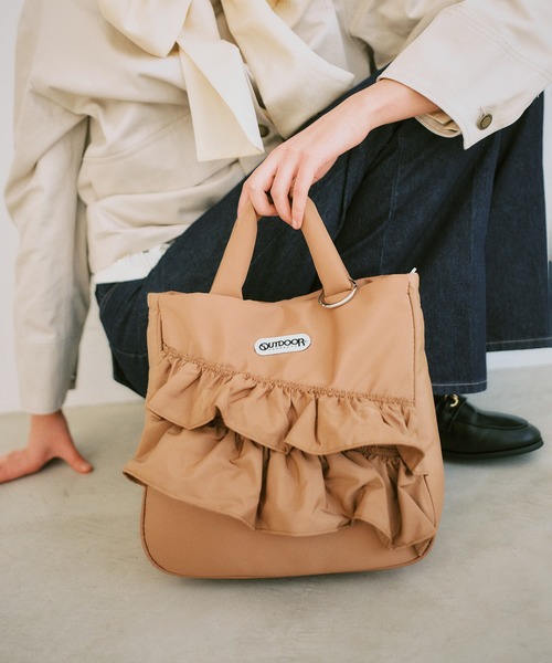 OUTDOOR PRODUCTS（アウトドアプロダクツ）の「【OUTDOOR PRODUCTS】VIS別注2WAYフリルトートバッグ（トートバッグ・レディース・ブラック/ベージュ/キナリ・FREE）」の3枚目の写真