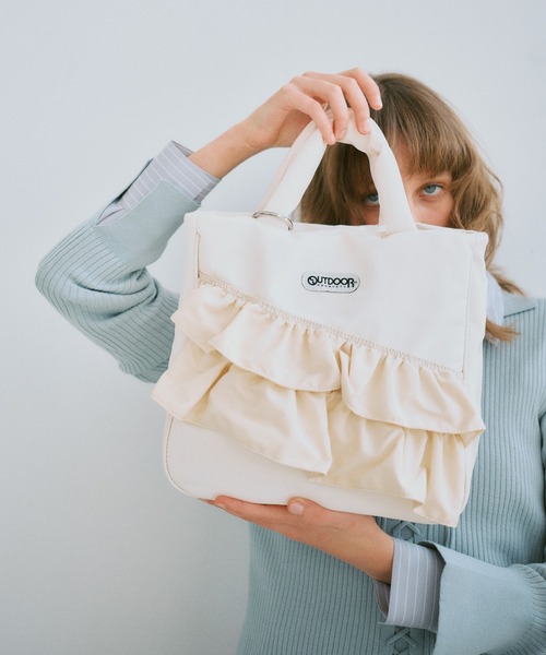 OUTDOOR PRODUCTS（アウトドアプロダクツ）の「【OUTDOOR PRODUCTS】VIS別注2WAYフリルトートバッグ（トートバッグ・レディース・ブラック/ベージュ/キナリ・FREE）」の5枚目の写真