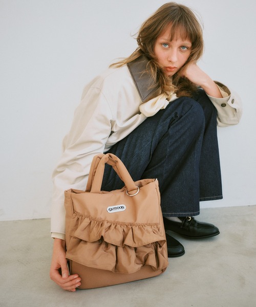 OUTDOOR PRODUCTS（アウトドアプロダクツ）の「【OUTDOOR PRODUCTS】VIS別注2WAYフリルトートバッグ（トートバッグ・レディース・ブラック/ベージュ/キナリ・FREE）」の12枚目の写真