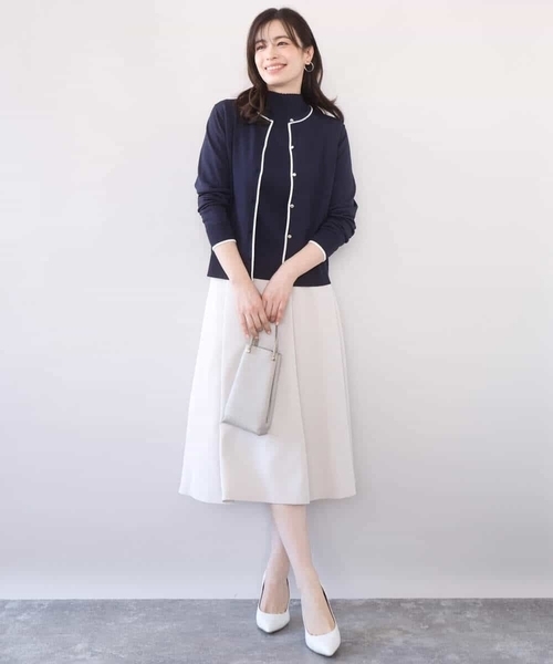 OFUON le MK(オフオンルエムケー)の「配色ラインアンサンブル(カーディガン&ニットプルオーバー)/UVカット/洗える/WEB限定サイズあり(アンサンブル・レディース・ネイビー/ベージュ/ライトピンク/ライトブルー・38/36)」の7枚目の写真