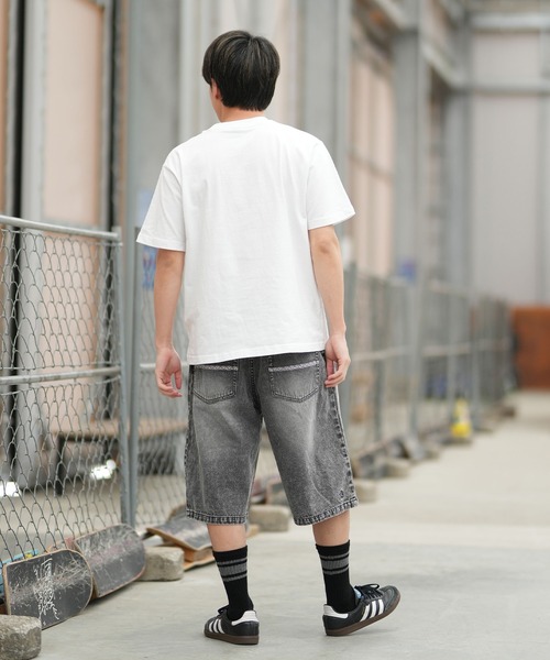 SANTA CRUZ(サンタクルーズ)の「SANTA CRUZ/サンタクルーズ 半袖 Tシャツ SNAKE BITE S/S TEE ムラサキ限定 502262406(Tシャツ/カットソー・メンズ・ブラック/ホワイト・L/M)」の6枚目の写真