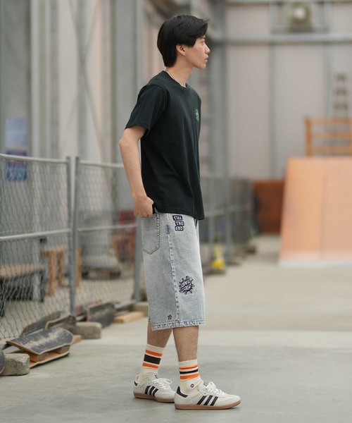 SANTA CRUZ(サンタクルーズ)の「SANTA CRUZ/サンタクルーズ 半袖 Tシャツ SNAKE BITE S/S TEE ムラサキ限定 502262406(Tシャツ/カットソー・メンズ・ブラック/ホワイト・L/M)」の15枚目の写真