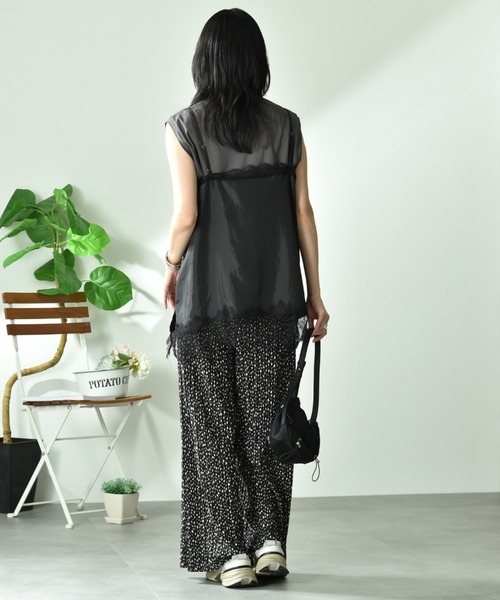 INTERPLANET（インタープラネット）の「カットスムース柄アソートプリーツパンツ（その他パンツ・レディース・オフホワイト/ブラウン/ブラック・FREE）」の8枚目の写真