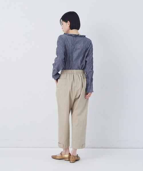 conges payes ADIEU TRISTESSE(コンジェ ペイエ アデュートリステス)の「【FAVE】サイドポケットクロップドイージーパンツ(その他パンツ・レディース・ブラック/ベージュ/ミント/インディゴブルー・38)」の15枚目の写真