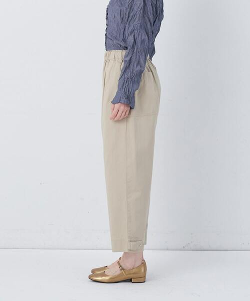 conges payes ADIEU TRISTESSE(コンジェ ペイエ アデュートリステス)の「【FAVE】サイドポケットクロップドイージーパンツ(その他パンツ・レディース・ブラック/ベージュ/ミント/インディゴブルー・38)」の12枚目の写真