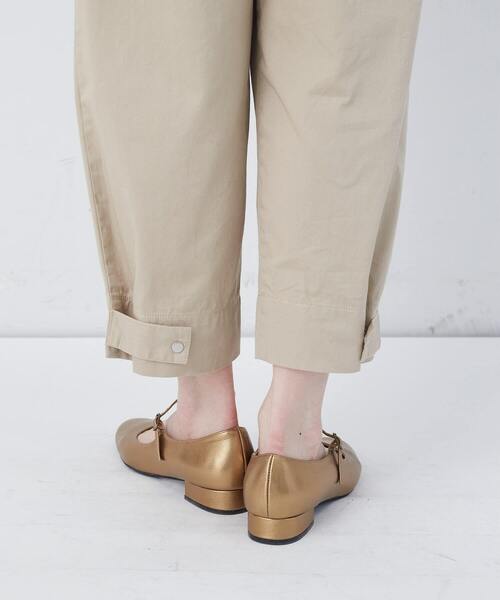 conges payes ADIEU TRISTESSE(コンジェ ペイエ アデュートリステス)の「【FAVE】サイドポケットクロップドイージーパンツ(その他パンツ・レディース・ブラック/ベージュ/ミント/インディゴブルー・38)」の5枚目の写真