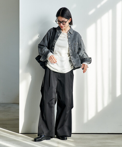 FREAK'S STORE(フリークスストア)の「FIT MAGIC マーベルト タックワイドパンツ/ウエストゴム(チノパンツ・レディース・ブラック/オフホワイト/キャメル/ブラウン・SMALL/MEDIUM)」の19枚目の写真