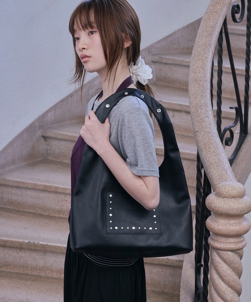 Unblend（アンブレンド）の「【Unblend】2way スタッズトライアングルショルダーバッグ（ハンドバッグ・レディース・レモンイエロー/ブラック/ブラウン・FREE）」の8枚目の写真