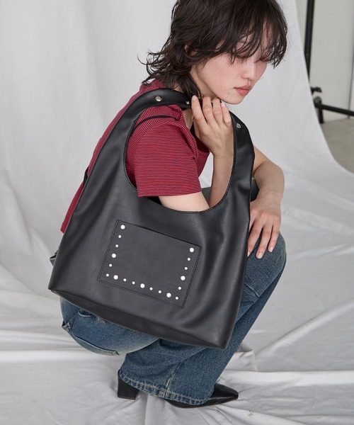 Unblend（アンブレンド）の「【Unblend】2way スタッズトライアングルショルダーバッグ（ハンドバッグ・レディース・レモンイエロー/ブラック/ブラウン・FREE）」の17枚目の写真