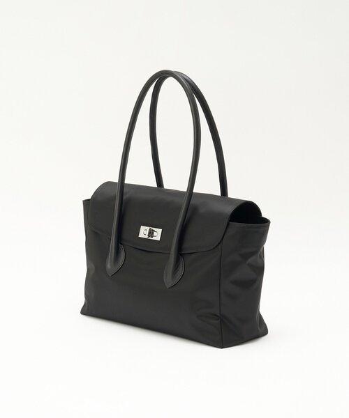 russet（ラシット）の「《@__serako.r__企画》クラウズナイロンフラップトートバッグ（トートバッグ・レディース・ブラック・FREE）」の18枚目の写真