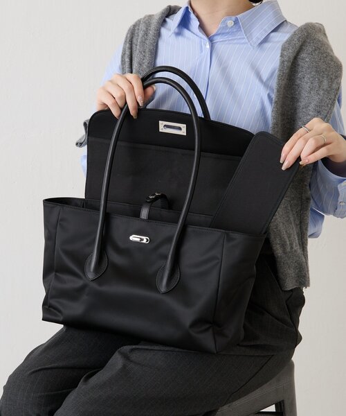 russet（ラシット）の「《@__serako.r__企画》クラウズナイロンフラップトートバッグ（トートバッグ・レディース・ブラック・FREE）」の5枚目の写真