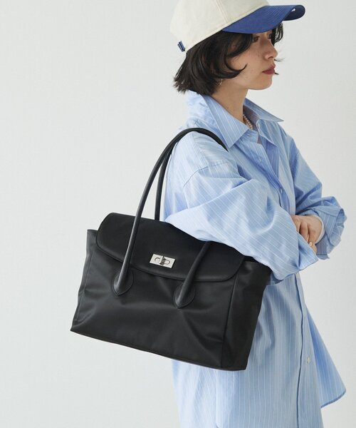 russet（ラシット）の「《@__serako.r__企画》クラウズナイロンフラップトートバッグ（トートバッグ・レディース・ブラック・FREE）」の10枚目の写真