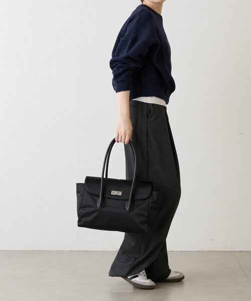 russet（ラシット）の「《@__serako.r__企画》クラウズナイロンフラップトートバッグ（トートバッグ・レディース・ブラック・FREE）」の14枚目の写真