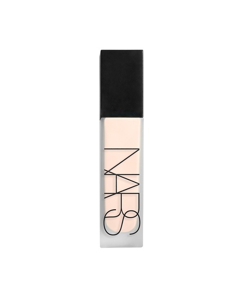 NARS（ナーズ）の「ナチュラル　ロングウェア　ファンデーション（ファンデーション・レディース・04794 VIENNA/04795 FIJI/04796 PUNJAB/04799 SANTA FE/04785 KAILASH/04782 SIBERIA/04783 YANGYANG/04784 OSLO/04787 GION/04789 GOBI/04806 BARCELONA/04786 YULONG/04788 MONT BLANC/04793 DEAUVILLE/04802 STROMBOLI・FREE）」の5枚目の写真