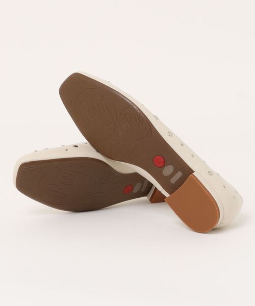 UnReef(アンリーフ)の「スタッズカッターパンプス(パンプス・レディース・ブラック/アイボリー・22.5cm/23.0cm/23.5cm/24.0cm)」の4枚目の写真