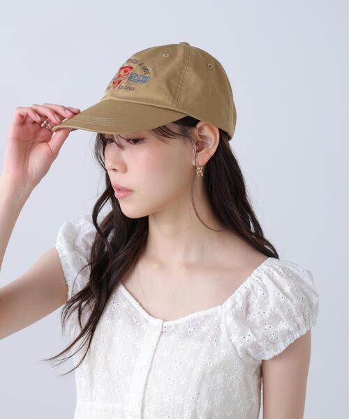 FREE'S MART(フリーズマート)の「ショップ刺繍キャップ(キャップ・レディース・ベージュ/ブラック・フリ-)」の6枚目の写真