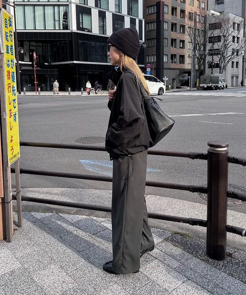 feepur（フェピュール）の「ツーハンドルビッグスクエアショルダーバッグ（ショルダーバッグ・レディース・ブラック・FREE）」の22枚目の写真