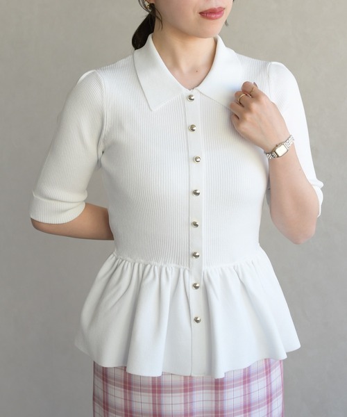 31 Sons de mode(トランテアン ソン ドゥ モード)の「2026春夏新作 襟付きペプラムニット(ニット/セーター・レディース・オフホワイト/ブルー/ピンク・フリ-)」の4枚目の写真