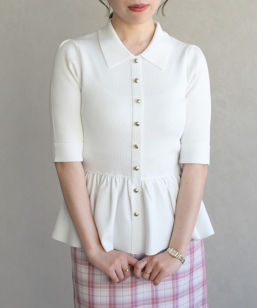 31 Sons de mode(トランテアン ソン ドゥ モード)の「2026春夏新作 襟付きペプラムニット(ニット/セーター・レディース・オフホワイト/ブルー/ピンク・フリ-)」の6枚目の写真