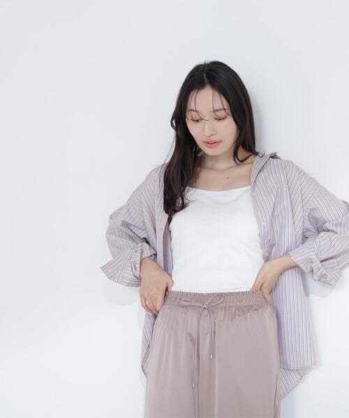 NATURAL BEAUTY BASIC（ナチュラルビューティーベーシック）の「◇カップ付インナーシリーズ バックシャンキャミソール（キャミソール・レディース・オフホワイト/ブラック・FREE）」の17枚目の写真