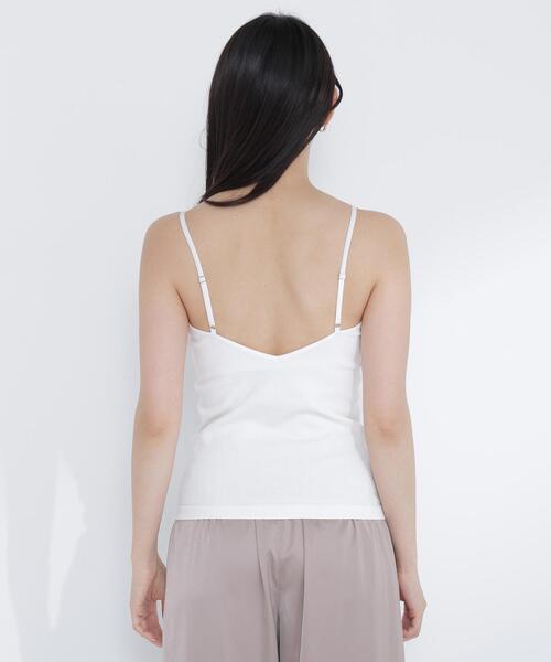 NATURAL BEAUTY BASIC（ナチュラルビューティーベーシック）の「◇カップ付インナーシリーズ バックシャンキャミソール（キャミソール・レディース・オフホワイト/ブラック・FREE）」の20枚目の写真