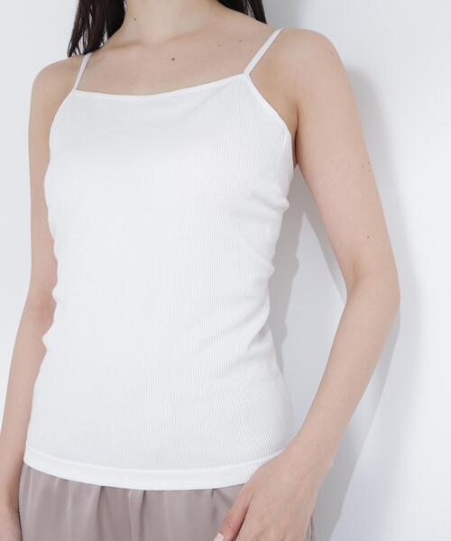 NATURAL BEAUTY BASIC（ナチュラルビューティーベーシック）の「◇カップ付インナーシリーズ バックシャンキャミソール（キャミソール・レディース・オフホワイト/ブラック・FREE）」の22枚目の写真