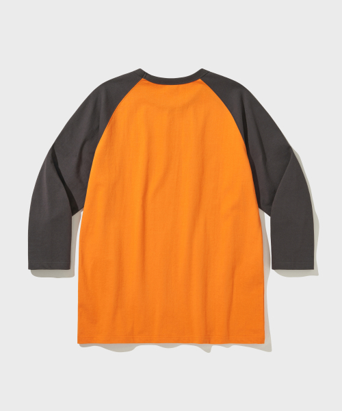 VDR（ブイディアール）の「CROPPED RAGLAN TEE [Flame Orange]（Tシャツ/カットソー・メンズ・その他・LARGE/MEDIUM/X-LARGE）」の2枚目の写真
