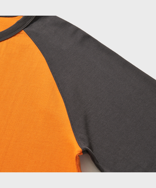 VDR（ブイディアール）の「CROPPED RAGLAN TEE [Flame Orange]（Tシャツ/カットソー・メンズ・その他・LARGE/MEDIUM/X-LARGE）」の4枚目の写真