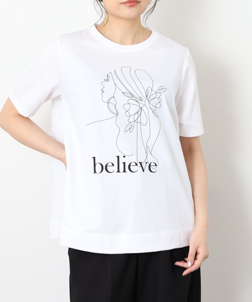BRODIAEA(ブローディア)の「BRODIAEA バックシャンAライン 半袖プリントTシャツ 日本製(Tシャツ/カットソー・レディース・オフホワイト・40)」の1枚目の写真