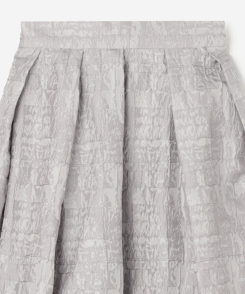 Bshop（ビショップ）の「eunoia | ジャガード タックスカート WOMEN（スカート・レディース・ブラック/グレー・S）」の5枚目の写真