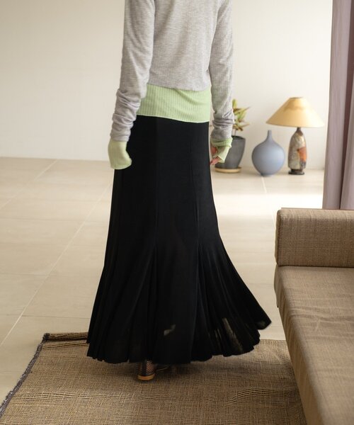 SHENERY(シーナリー)の「シアーリブフレアースカート(スカート・レディース・ブラック/ピンク・38/36)」の5枚目の写真