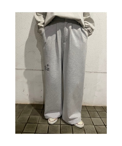 Rydia（リディア）の「CT裏毛タックパンツ（その他パンツ・レディース・トップグレー/ライトピンク/ブラック・1）」の2枚目の写真