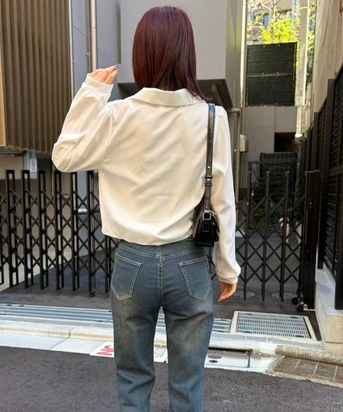 mebole(メボレ)の「エアリードレープシャツ(シャツ/ブラウス・レディース・ホワイト/ブルー・FREE)」の18枚目の写真