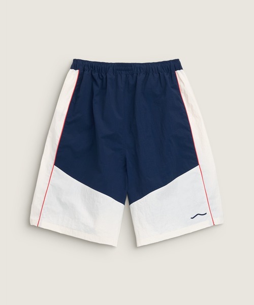 VANS(バンズ)の「PITCH TO STREET ウーブンショーツ / TDC WOVEN SHORTS dress blues VN000X6NLKZ1(その他パンツ・メンズ・ホワイト×ネイビー・MEDIUM/SMALL/X-LARGE/LARGE)」の2枚目の写真