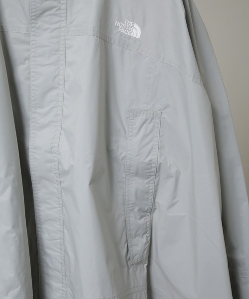 THE NORTH FACE(ザノースフェイス)の「THE NORTH FACE/Hydrena Rain Poncho(ポンチョ・メンズ・ブラック/アイボリー・L/M)」の7枚目の写真