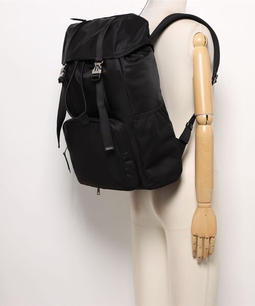 FURLA（フルラ）の「フルラ コスモ (Furla Man Cosmo) バックパック L（バックパック/リュック・メンズ・ブラック・ONE SIZE）」の2枚目の写真