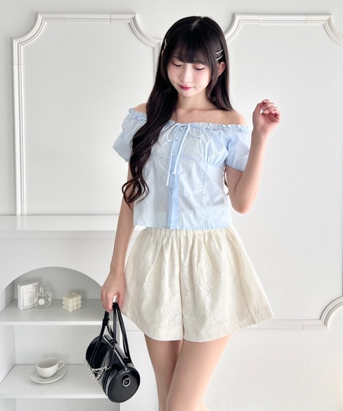 Loueme(ルエム)の「フルールレースショートパンツ(その他パンツ・レディース・ブラック/ライトブルー/オフホワイト・M)」の14枚目の写真