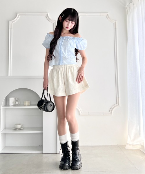 Loueme(ルエム)の「フルールレースショートパンツ(その他パンツ・レディース・ブラック/ライトブルー/オフホワイト・M)」の15枚目の写真