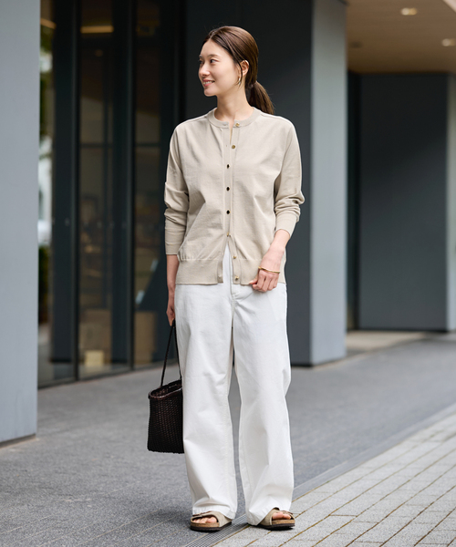 FRAMeWORK(フレームワーク)の「CO/PL 18Gクルーカーディガン(カーディガン/ボレロ・レディース・イエロー/ベージュ/レッド/ブラック・FREE)」の5枚目の写真