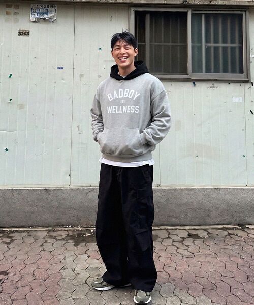 PHERMENON（フェルメノン）の「オーバーサイズクロップバッドボーイフードパーカー - ブラック（パーカー・メンズ・ブラック・1/2/3）」の7枚目の写真