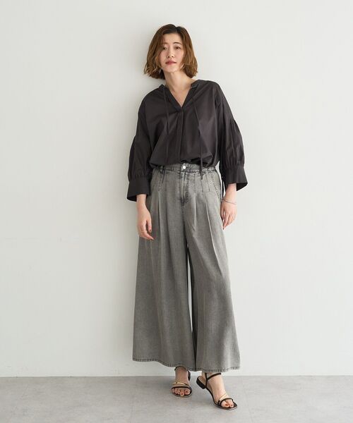 YECCA VECCA(イェッカヴェッカ)の「ORGABITS 5分袖スキッパーシャツ(シャツ/ブラウス・レディース・ブルーグリーン/ベージュ/チャコールグレー・FREE)」の4枚目の写真