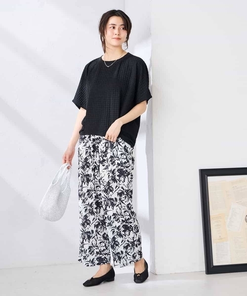a.v.v(アーヴェヴェ)の「ポコポコドルマントップス(Tシャツ/カットソー・レディース・ブルー/ブラック/ホワイト・36/38/40)」の20枚目の写真