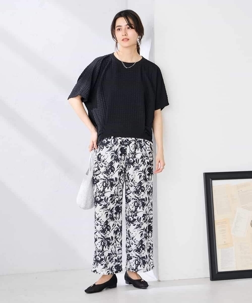 a.v.v(アーヴェヴェ)の「ポコポコドルマントップス(Tシャツ/カットソー・レディース・ブルー/ブラック/ホワイト・36/38/40)」の22枚目の写真