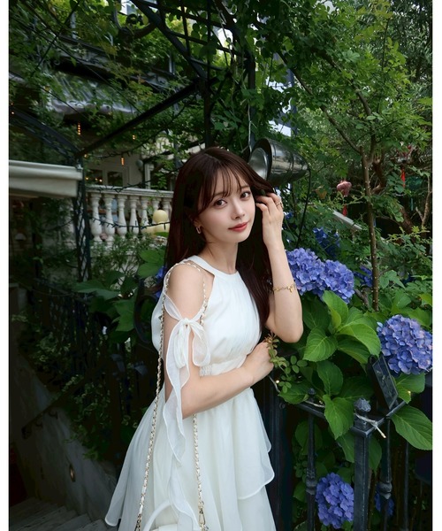 dazzlin（ダズリン）の「アシメフリルリボンシフォンワンピース