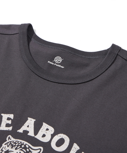 KALAPATTHAR(カラパタール)の「KP SLOGAN TIGER GRAPHIC SHORT-SLEEVED T-SHIRT - GREY(Tシャツ/カットソー・メンズ・その他・MEDIUM/LARGE/X-LARGE)」の6枚目の写真