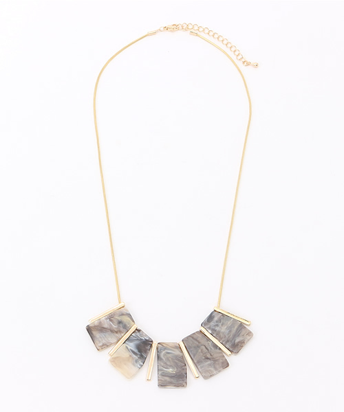 INTERPLANET WINGS（インタープラネットウィング）の「ストーンプレートネックレス（ネックレス・レディース・グレイッシュベージュ/オフホワイト/グリーン・フリー）」の2枚目の写真