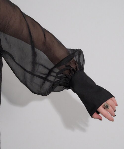 Mavie..7（メヴィセットゥ）の「【Mavie..7】《2SET》キャミワンピ+シアーワンピ（ワンピース・レディース・ブラック・SMALL/MEDIUM）」の16枚目の写真