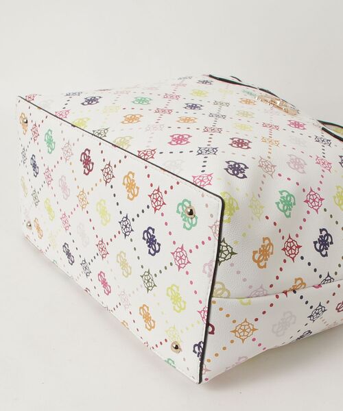 Guess（ゲス）の「EMELIE Logo Tote トートバッグ（トートバッグ・レディース・マルチ・ONE SIZE）」の12枚目の写真