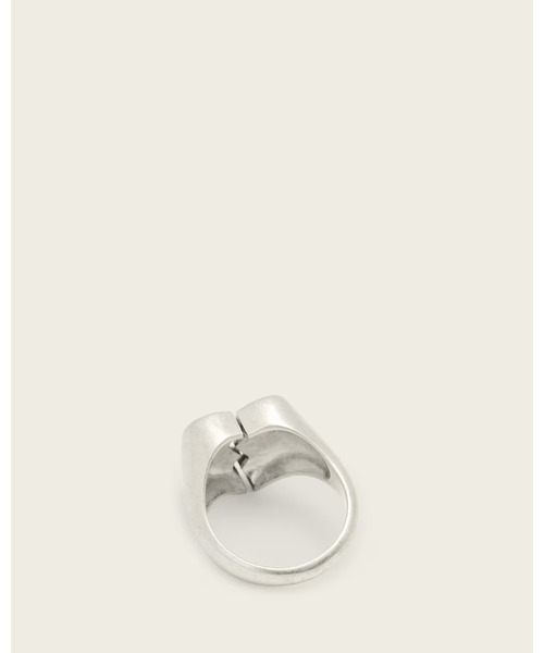 ALLSAINTS(オールセインツ)の「BROKEN HEART STERLING SILVER RING | ブロークン ハート スターリング シルバー リング(リング・メンズ・シルバー・S/M)」の7枚目の写真