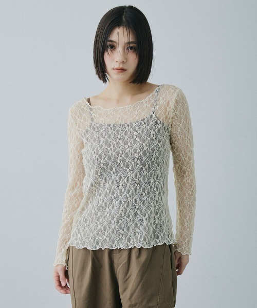 Clum（クルム）の「sheer lace tops / シアーレーストップス（Tシャツ/カットソー・レディース・ブラック/ホワイト/ベージュ・FREE）」の3枚目の写真